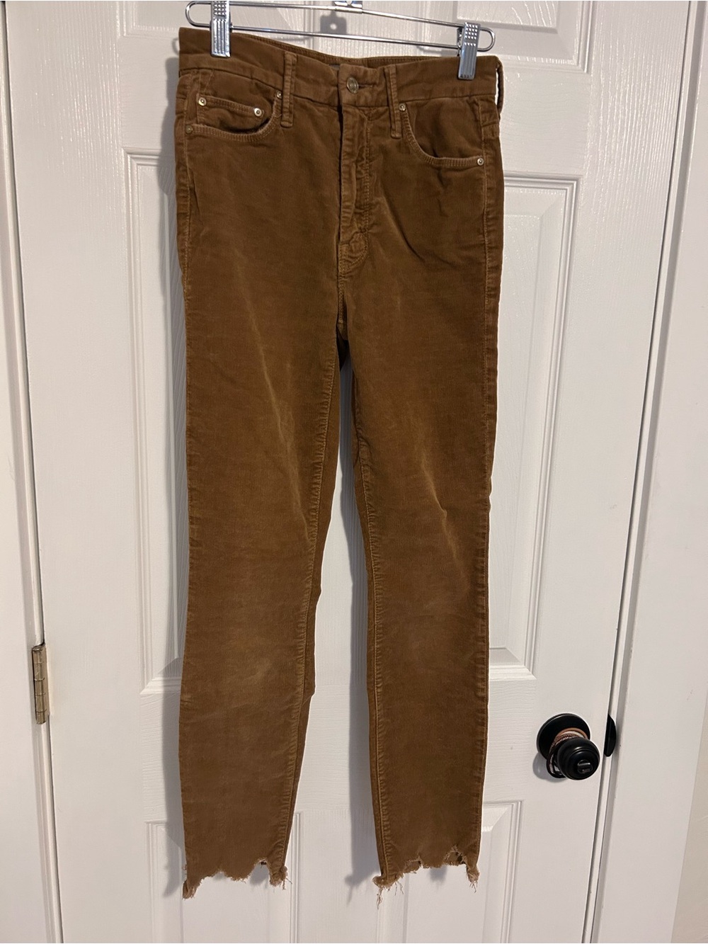 MOTHER “High Waisted Looker Ankle Chew” Pants